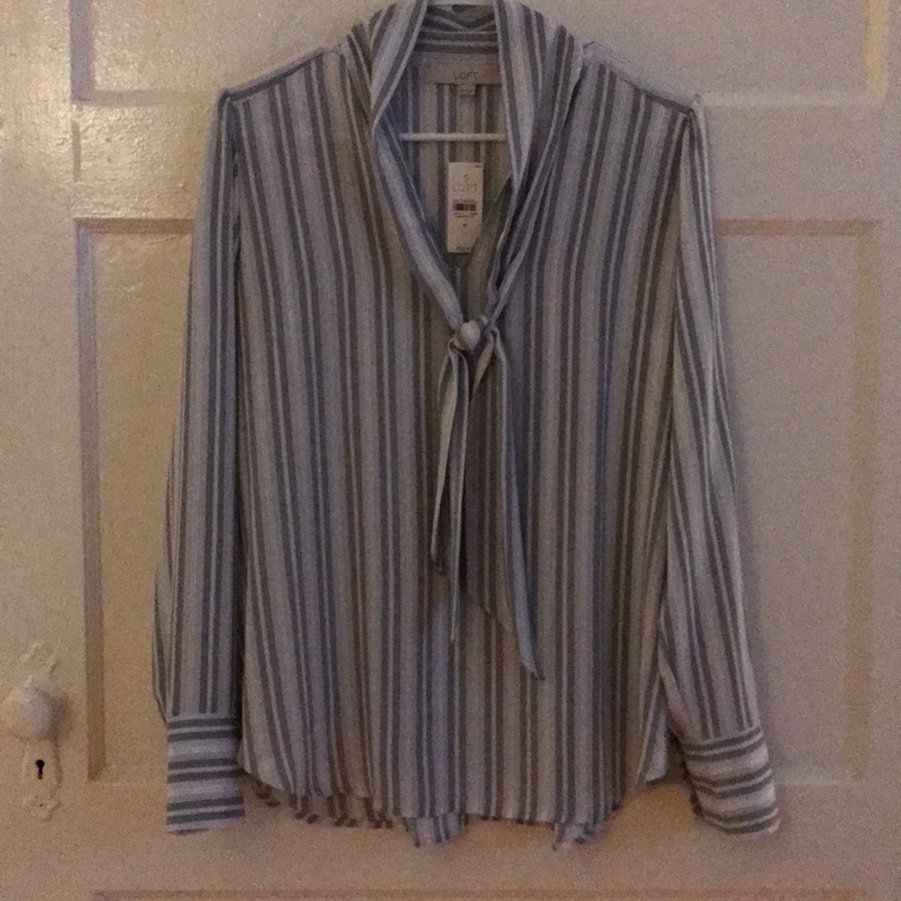 Loft Tie Neck Blouse size Medium
